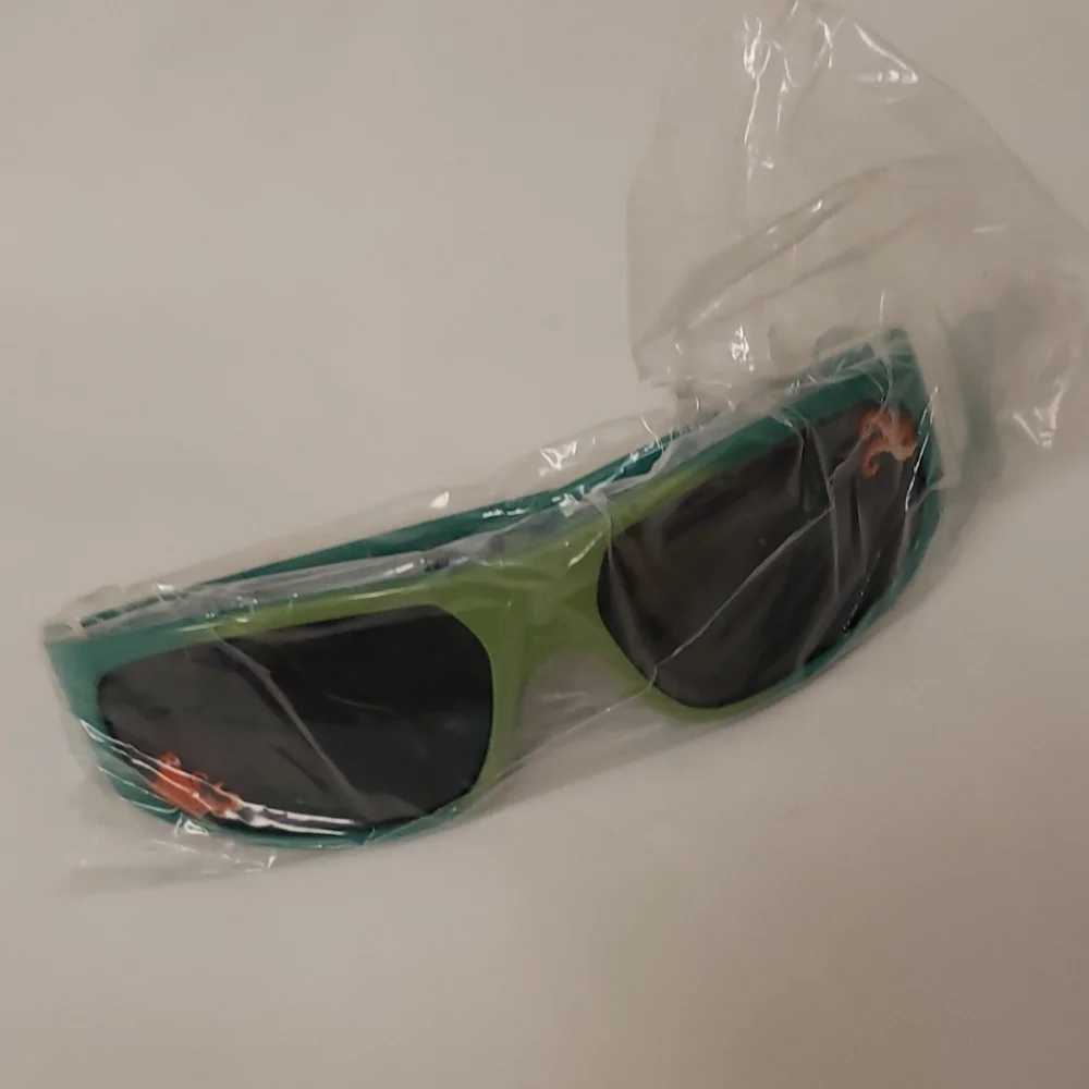 Disney Finding Dory Wrap Sunglasses Green Kids Boys Girls OS NWT